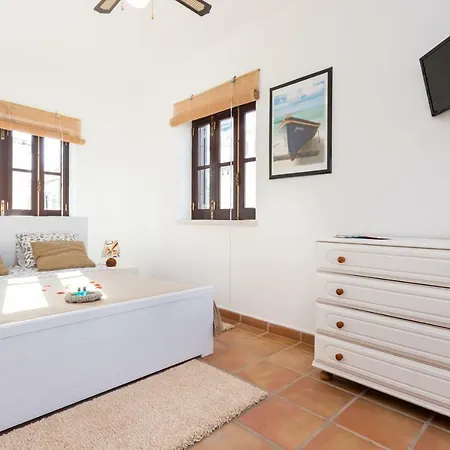Bed & Breakfast Farol Lagos